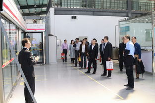 濟南高新東區商業發展中心考察團訪問我院