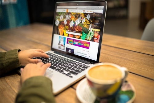 在濟南網(wǎng)站建設中,誰能為模板網(wǎng)站打抱不平